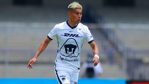 Favio Álvarez Pumas 2021 Utileria