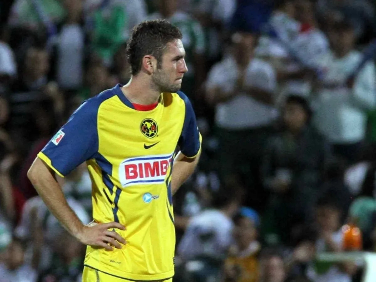Miguel Layun América 2010