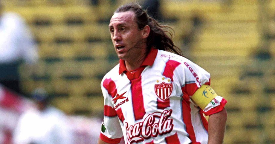 Alex Aguinaga Necaxa 2000