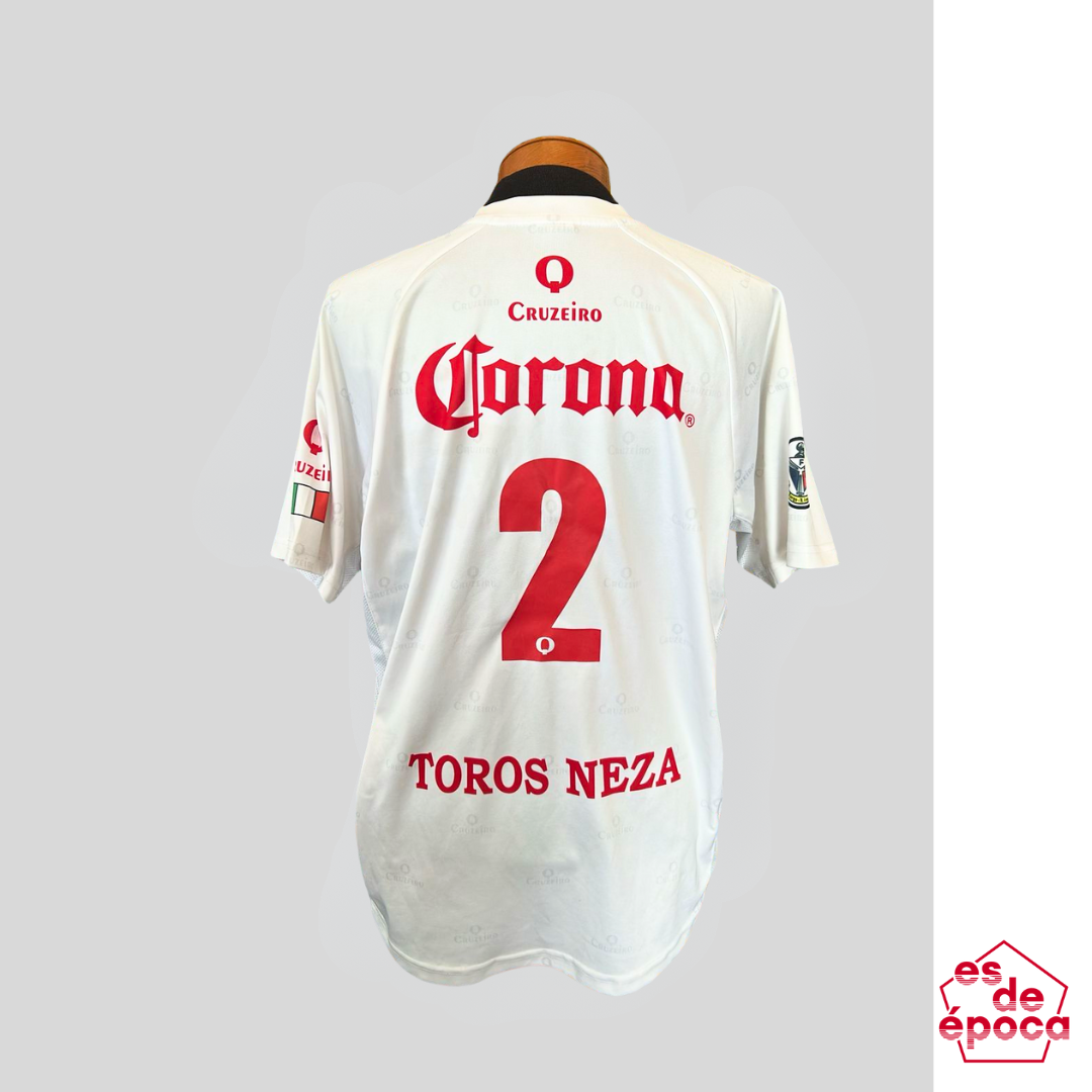 Toros Neza 2001