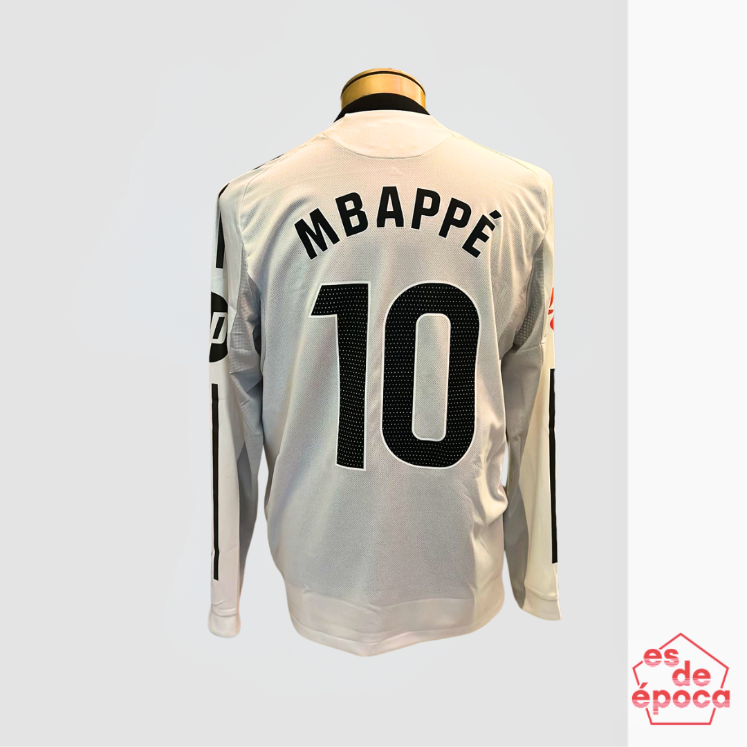 Kylian Mbappé Real Madrid 2025 BNWT