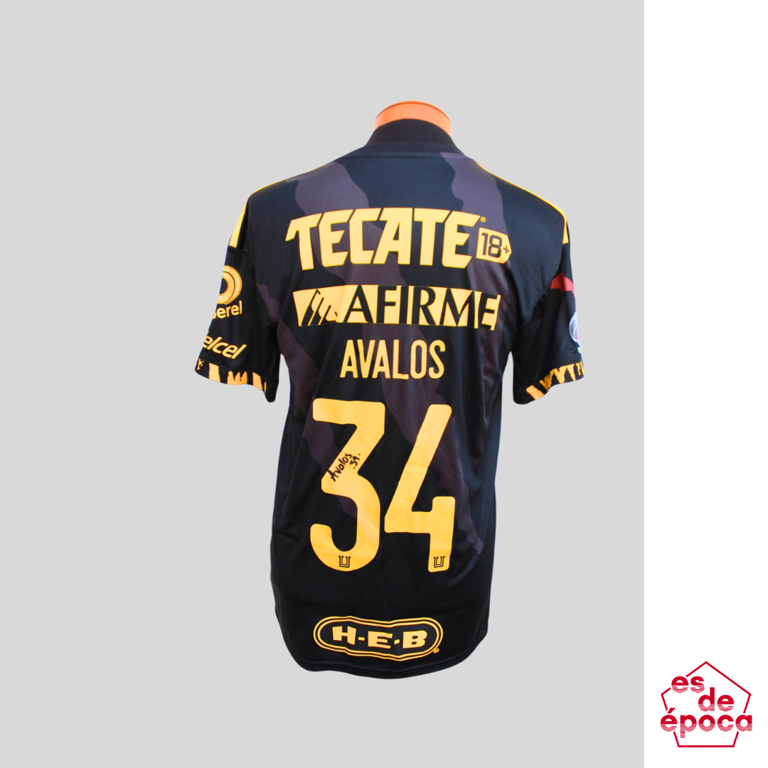 Eríck Ávalos Tigres+Batman 2022 Utileria