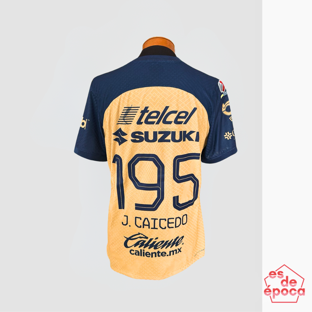 Jose Caicedo Pumas 2022 Utileria