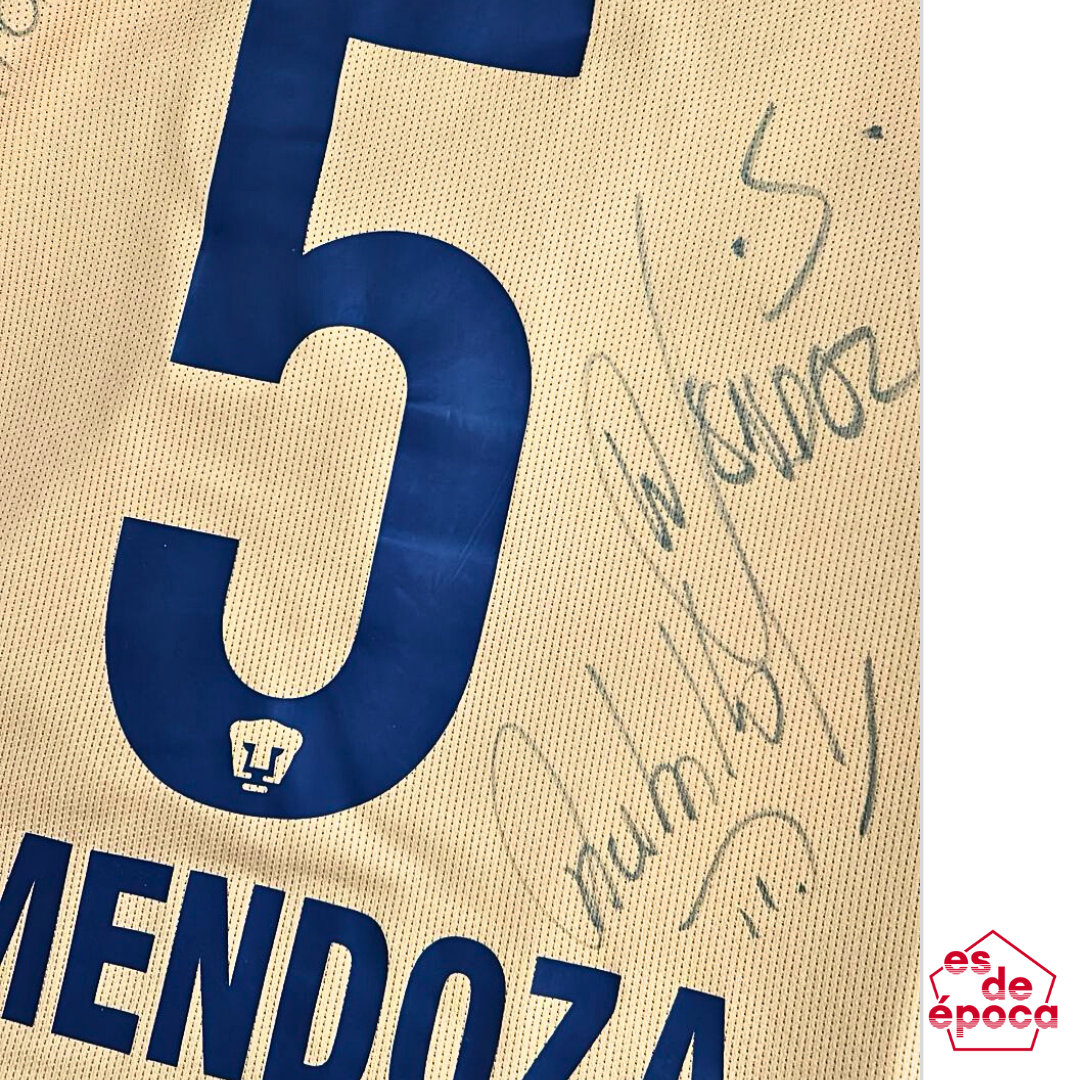 Alan "Tolu" Mendoza Pumas 2016 Utileria