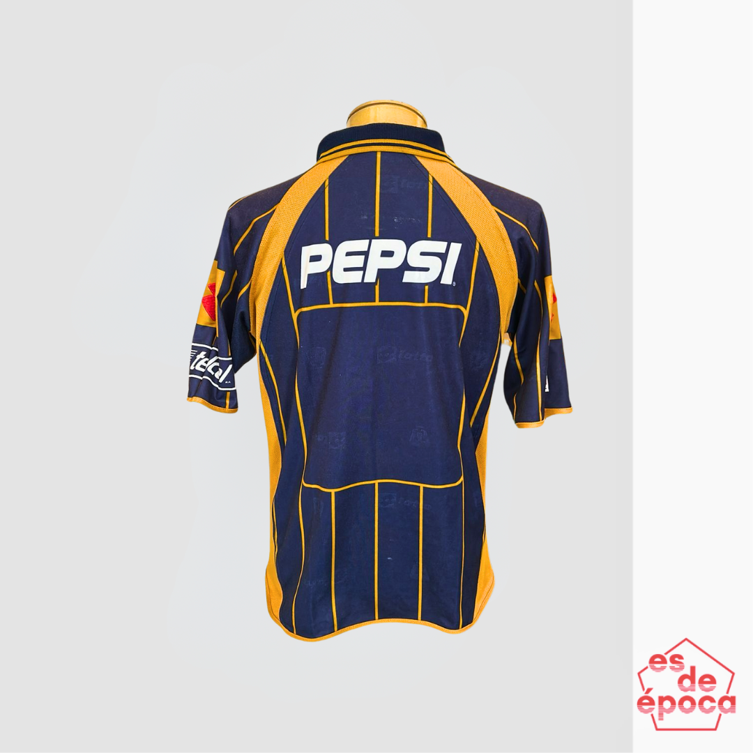 Pumas 2003
