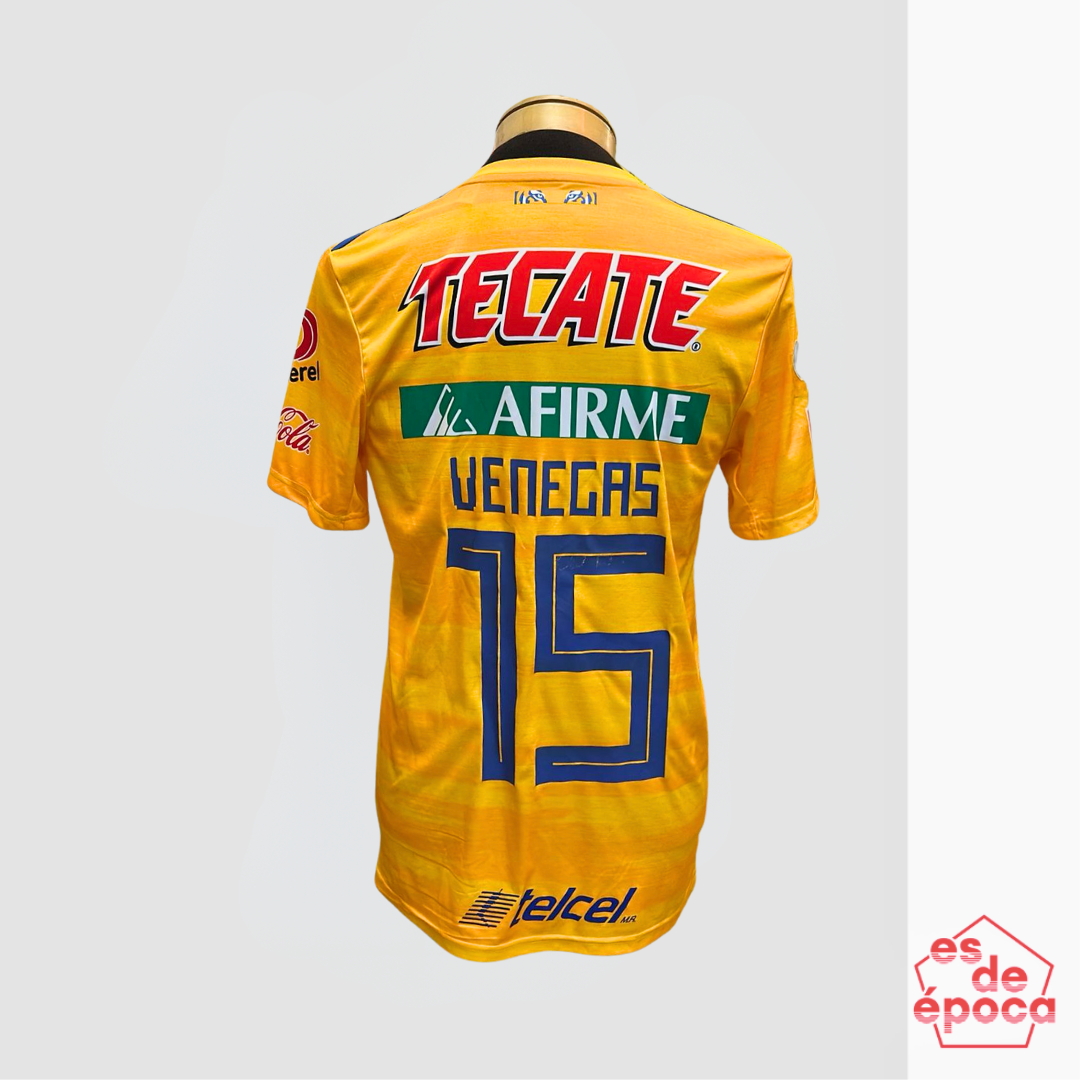 Francisco Venegas Tigres 2020 Utileria