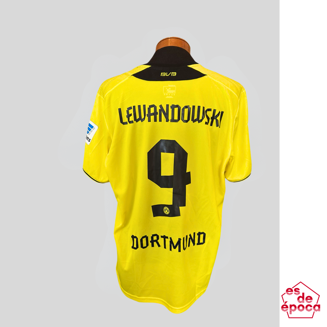 Robert Lewandowski Borussia Dortmund 2013 BNWT Jersey+ Short
