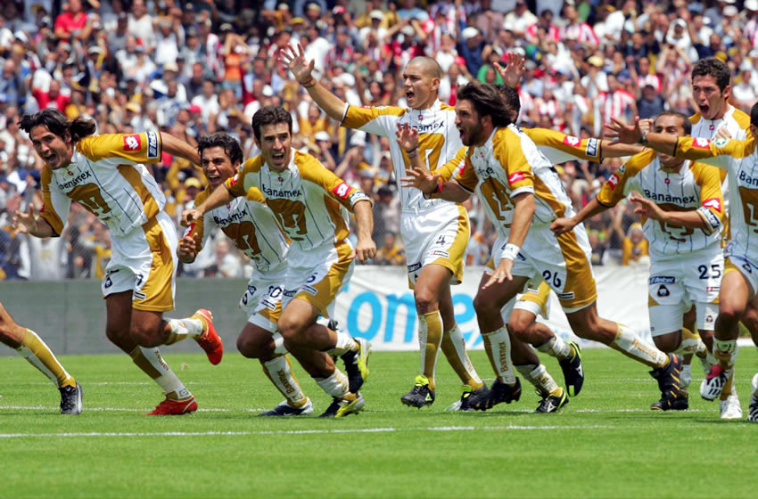 Pumas 2004