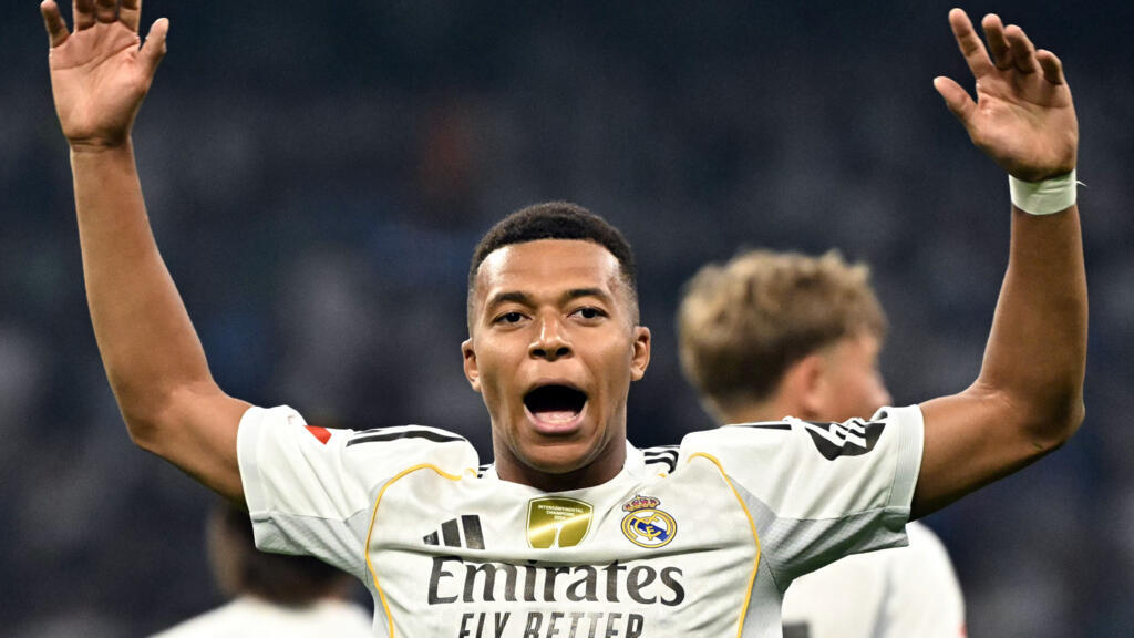 Kylian Mbappé Real Madrid 2025 BNWT