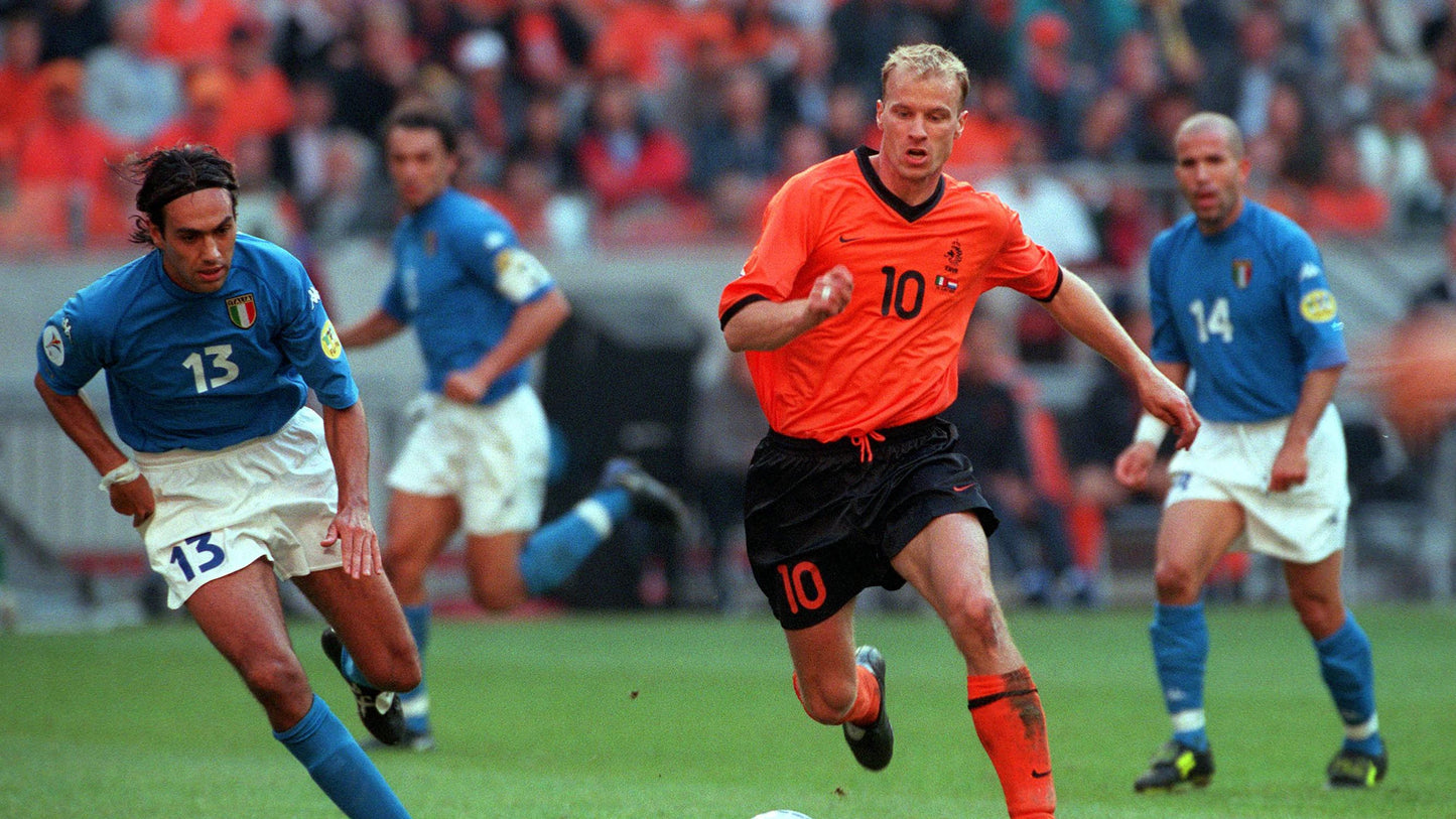 Dennis Bergkamp Holanda 2000