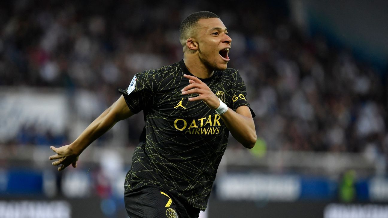 Kylian Mbappe Paris Saint Germain 2022