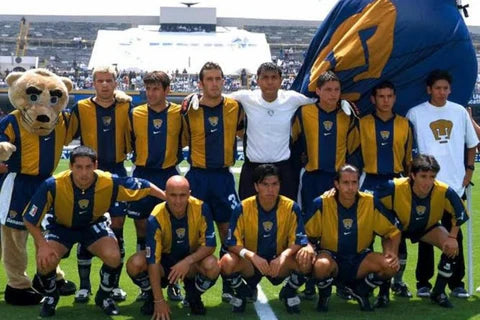 Pumas 2000