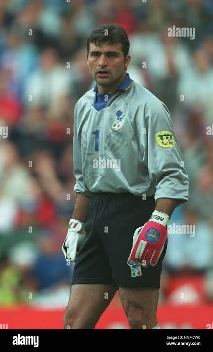 Angelo Peruzzi Italia 1996