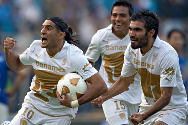 Pumas 2011 Manga Larga