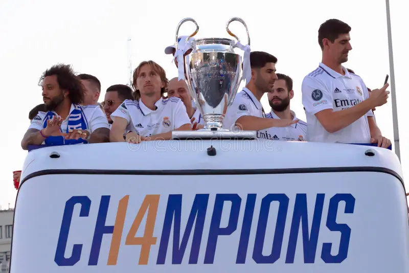 Real Madrid UCL 2022 BNWT