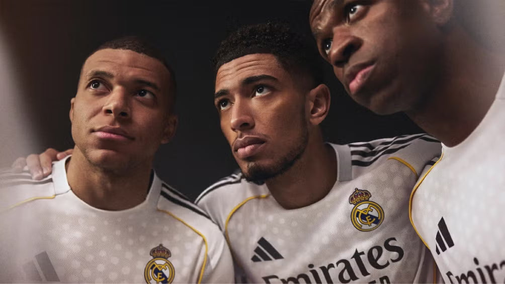 Real Madrid 2025 Manga Larga BNWT