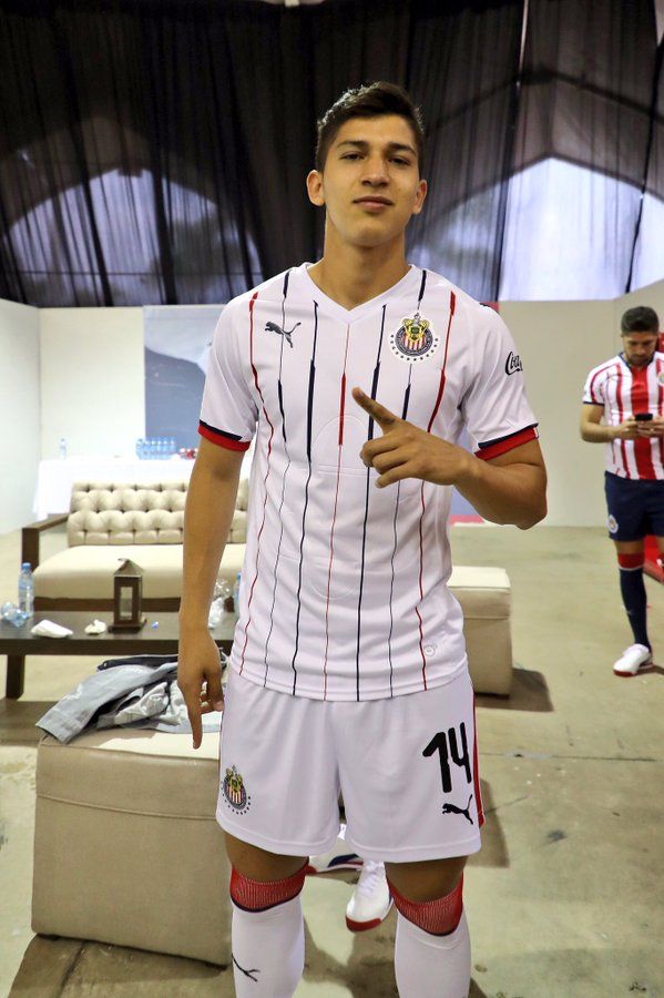 Chivas 2018 BNWT