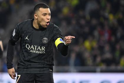 Kylian Mbappé Paris Saint Germain BNWT 2024