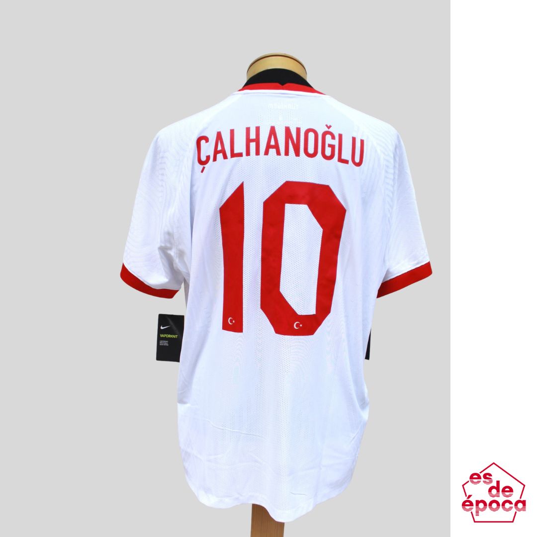 Hakan çalhanoğlu Turquía 2020