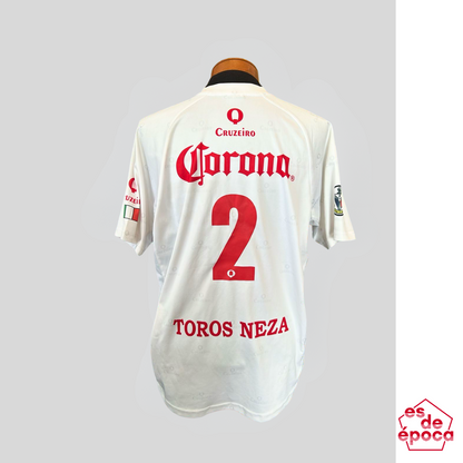 Toros Neza 2001