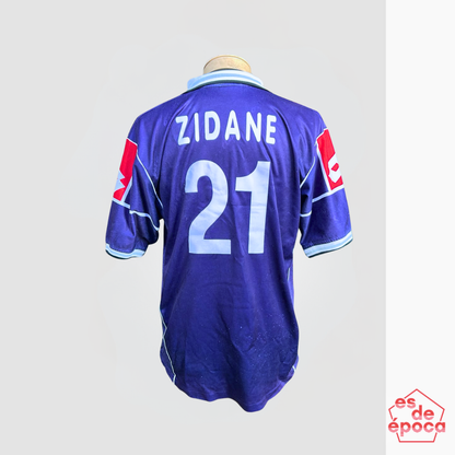 Zinedine Zidane Juventus 2001