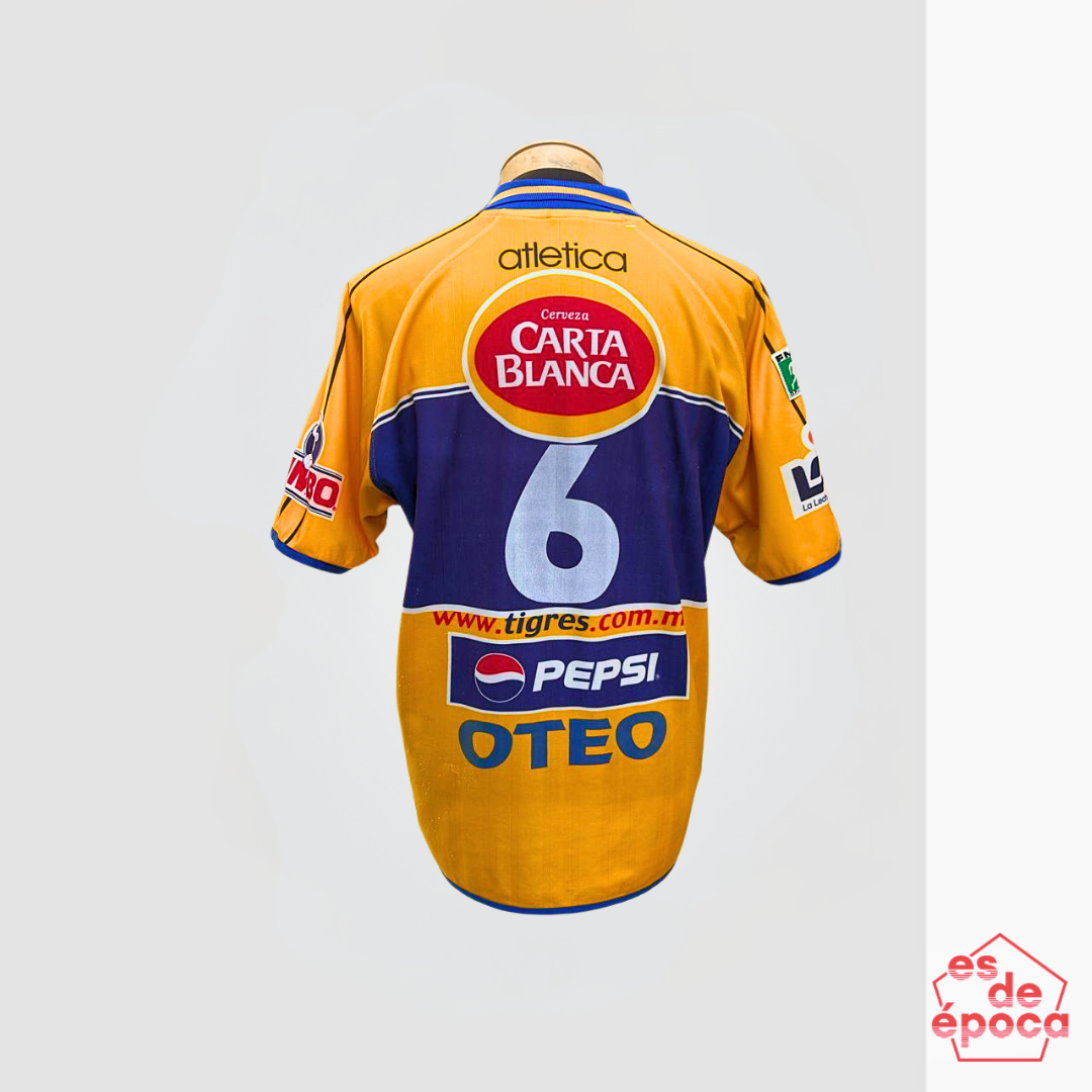 David Oteo Tigres 2000 Utileria