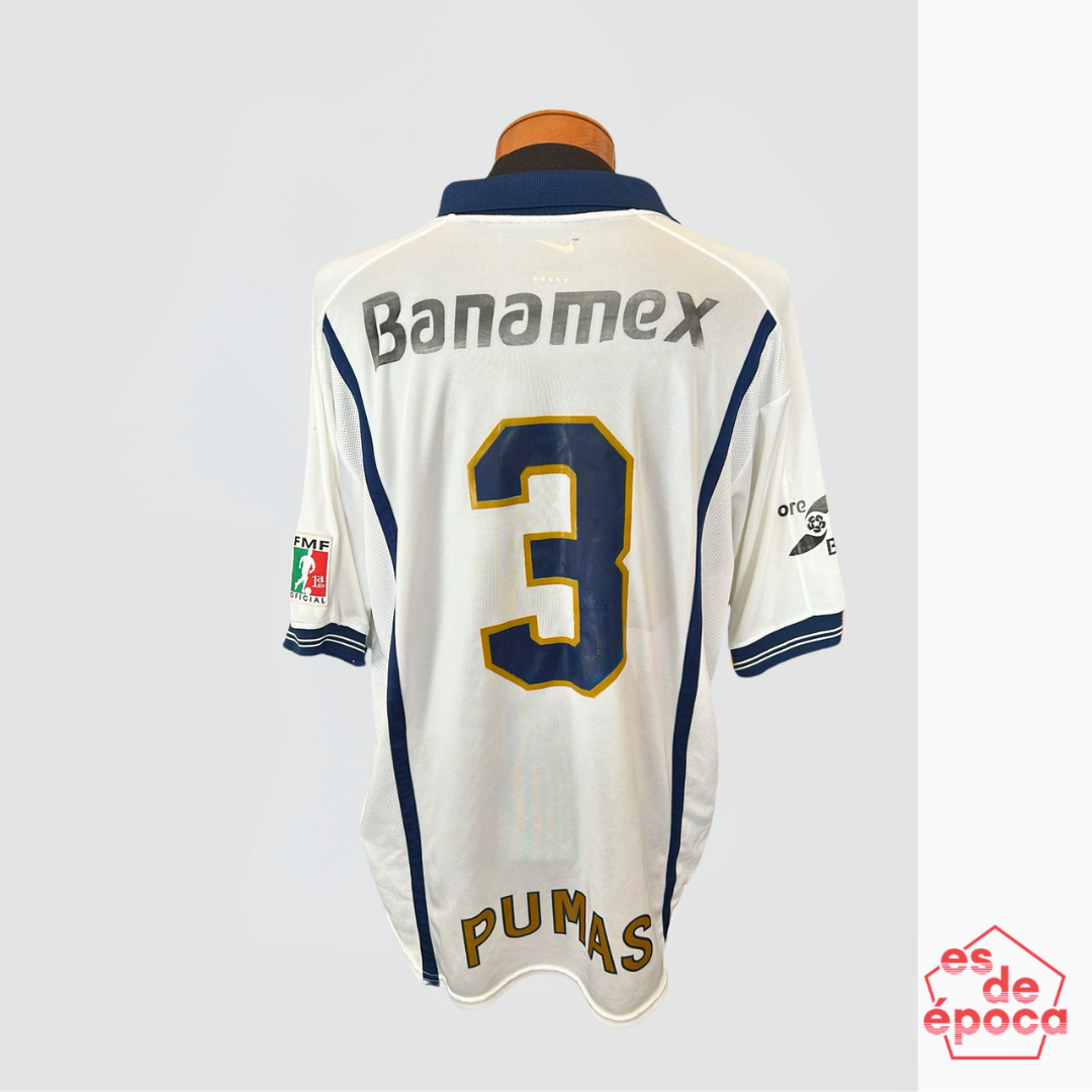 Joaquin Beltran Pumas 1999 Utileria