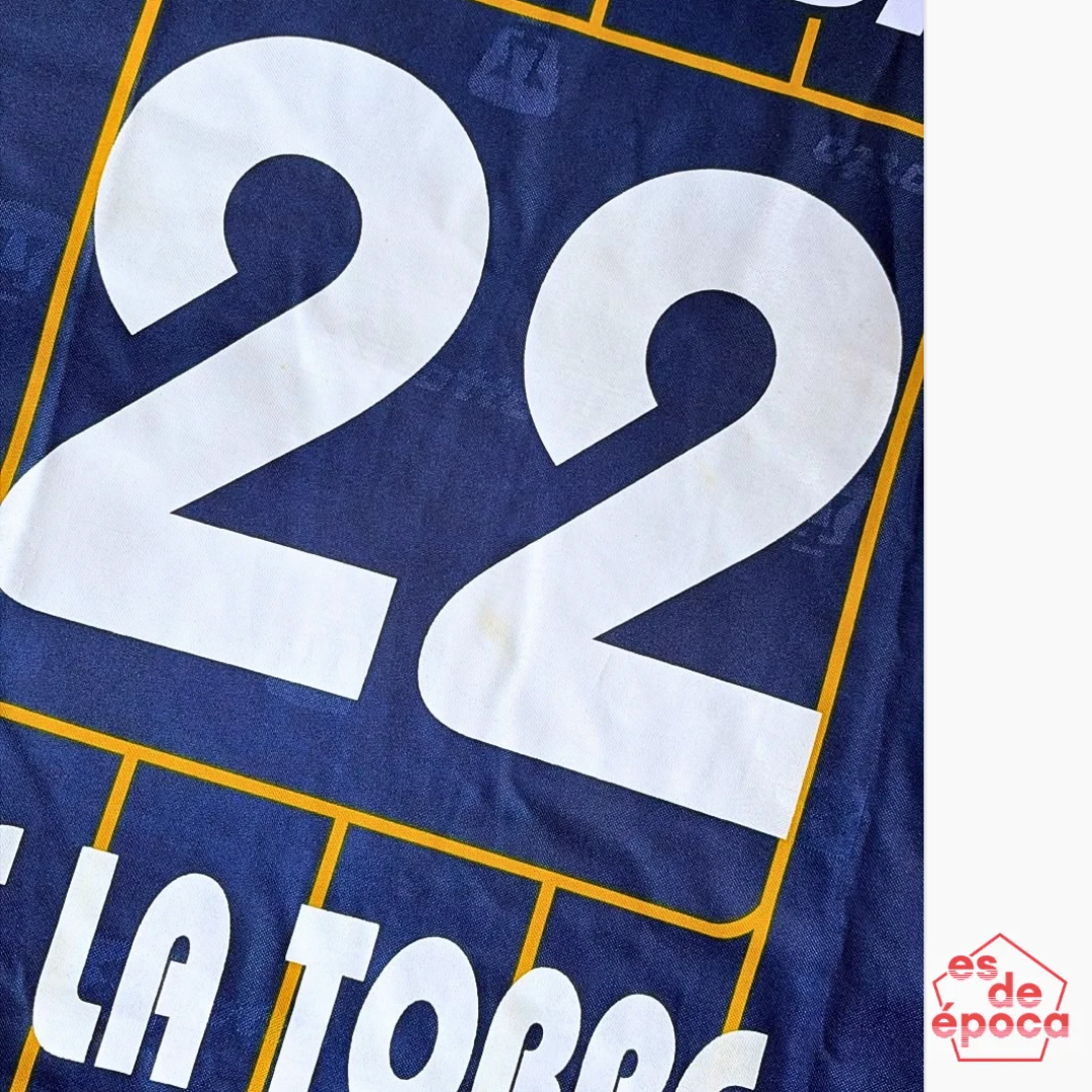 Manuel De la torre Pumas 2002 Utileria