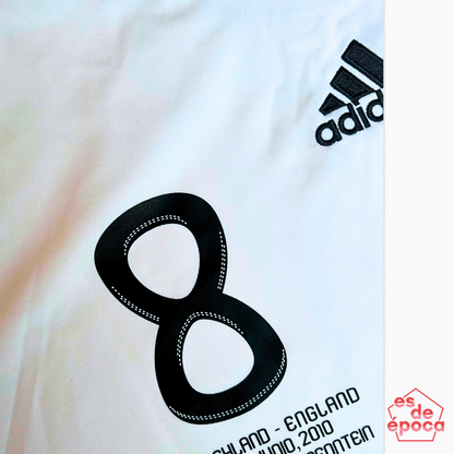 Mesut Özil Alemania 2010 BNWT