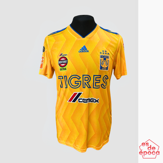 Alberto Acosta Tigres 2018 Utileria