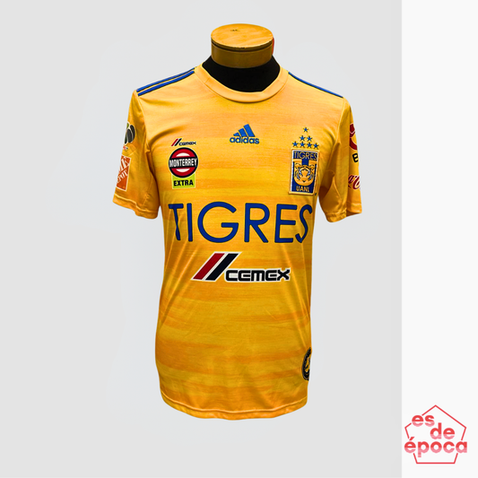 Luis Quiñones Tigres 2020 Utileria