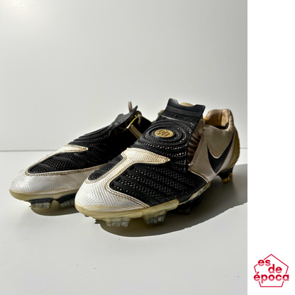 Nike total 90 laser II 2006