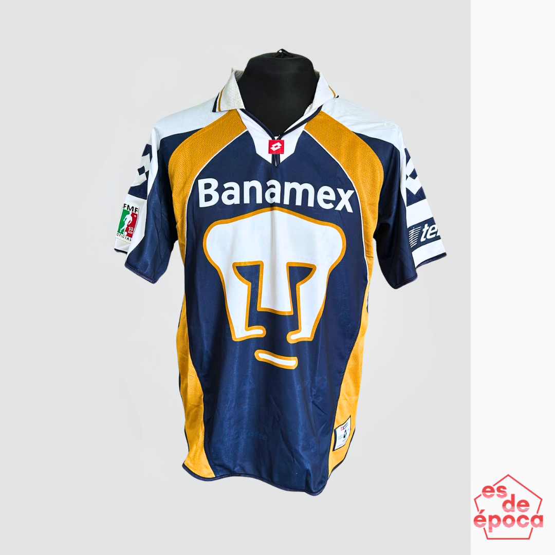 Manuel De la torre Pumas 2002 Utileria