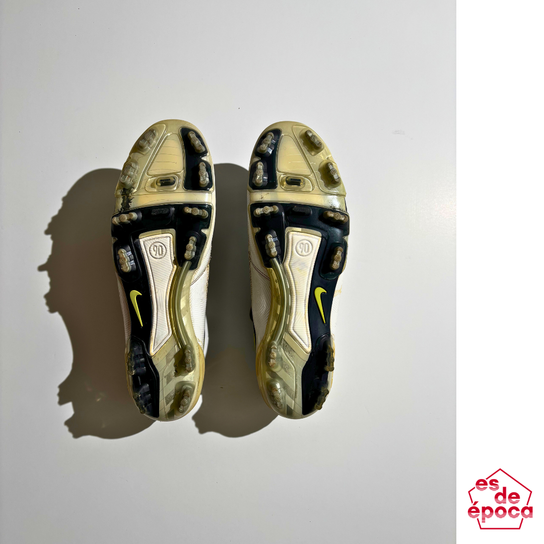 Nike total 90 laser II 2006