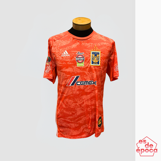 Leo Fernandez Tigres 2020 Utileria
