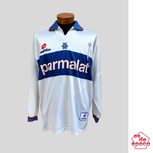 Alberto Acosta Universidad catolica FC 1997 Utileria