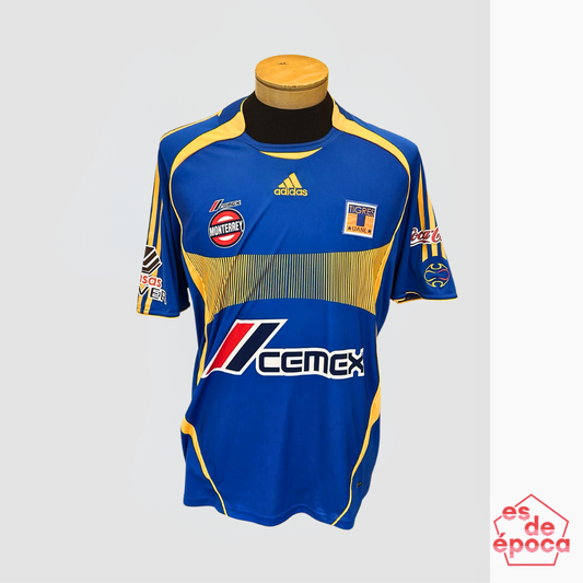 Edgar Hernandez Tigres 2006 Utileria