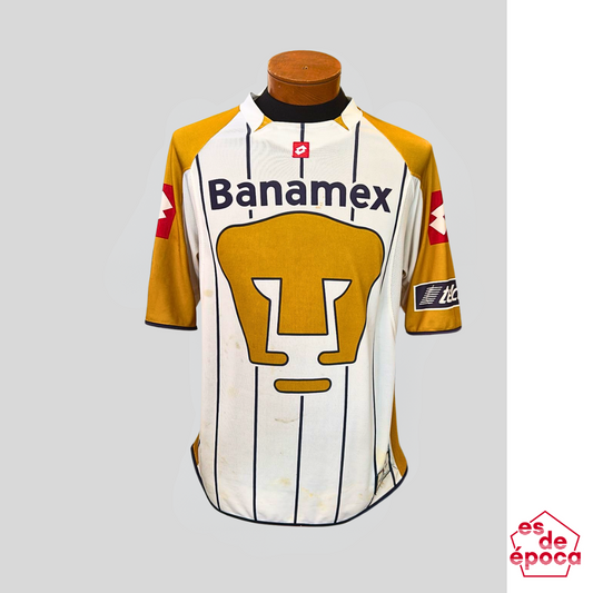 Cachas Iñiguez Pumas 2004 Utileria