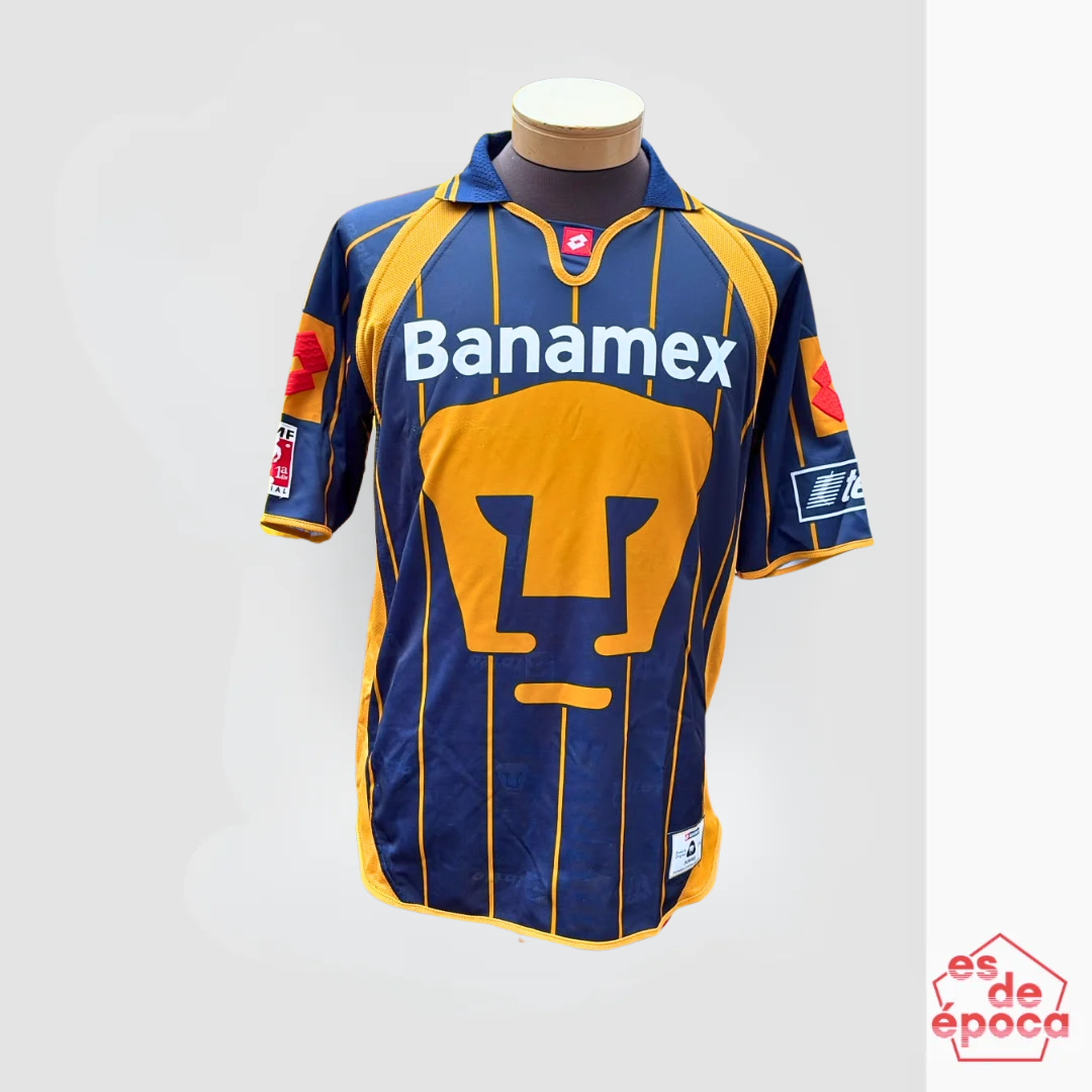 Manuel De la torre Pumas 2002 Utileria
