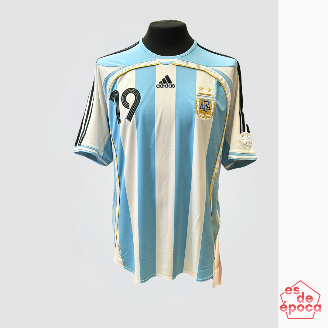 Lionel Messi 2006 BNWT