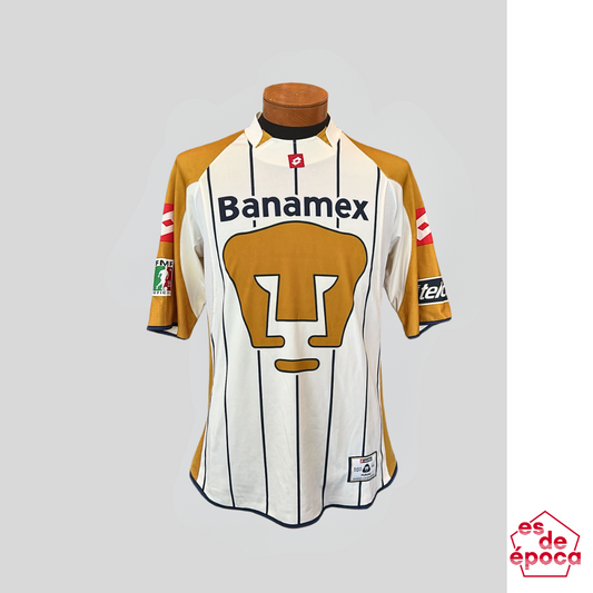 Pumas 2004
