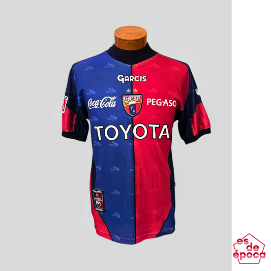 Juan García Atlante 2005 Utileria