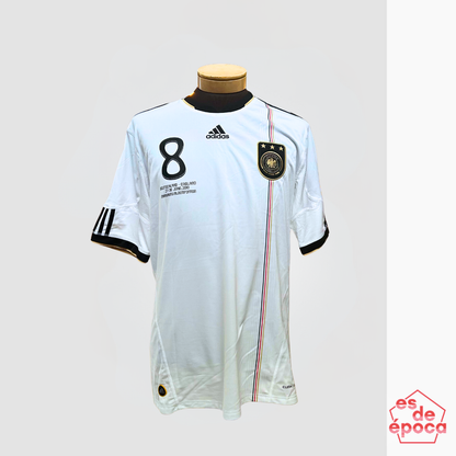 Mesut Özil Alemania 2010 BNWT