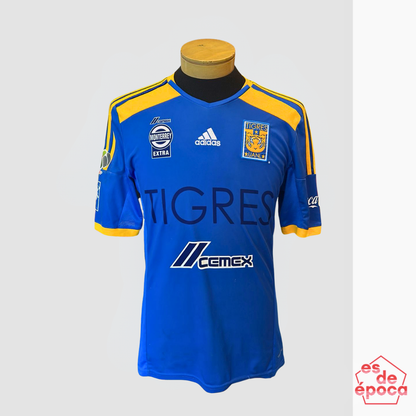 Hugo Rodríguez Tigres 2016 Utileria