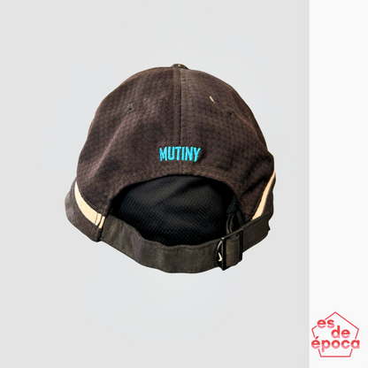 Gorra Mutiny