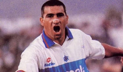 Alberto Acosta Universidad catolica FC 1997 Utileria