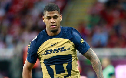 Jose Caicedo Pumas 2022 Utileria