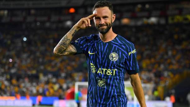 Miguel Layún América 2022 Utileria