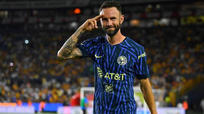 Miguel Layún América 2022 Utileria