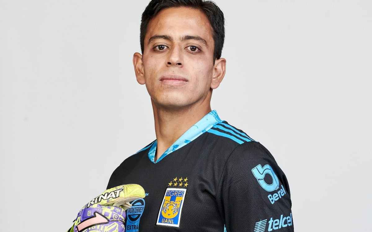 Juan Pablo Chavez Tigres 2020 Utileria